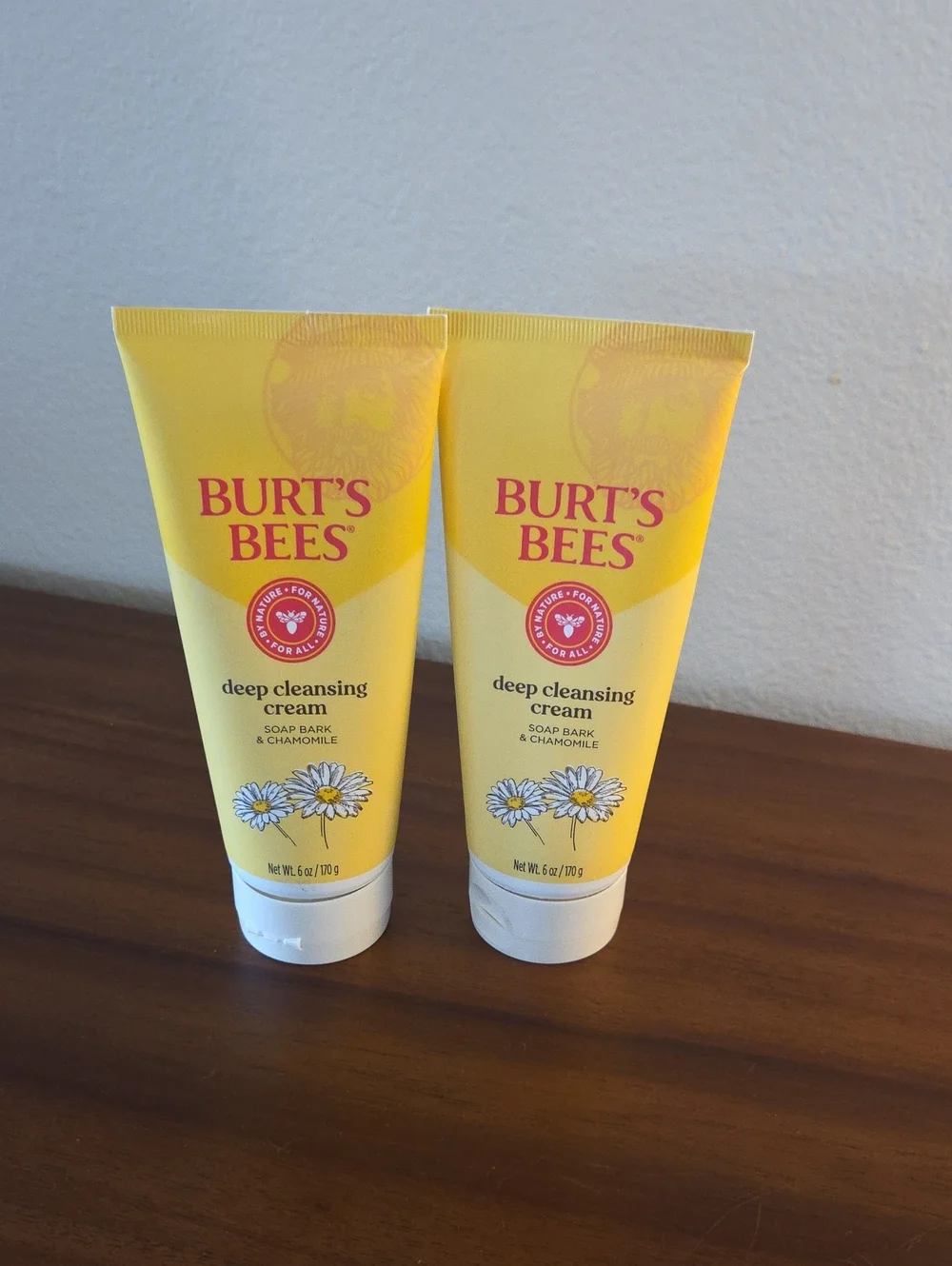 NWT (2) 6 Oz Burts Bees Deep Cleaning Cream Soap Bark And Chamomile